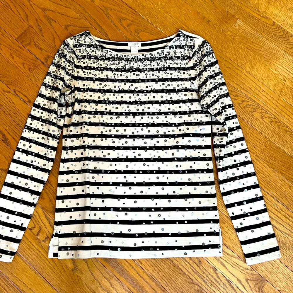 J Crew long sleeved t-shirt with sequins-excellent condition! - Picture 1 of 5